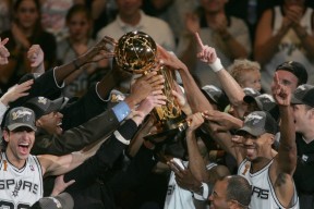 博彩关于清晨意大利杯焦点战，圣安东尼奥马刺临场应变，媒体盛赞，数据趋势出现新变化的信息