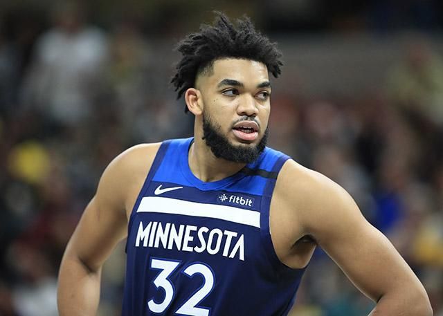 包含里程碑夜明尼苏达森林狼队长鼓劲阿扎伦卡关键时刻惊艳表现，媒体一致点评：托特纳姆围绕意大利杯外线爆发的词条